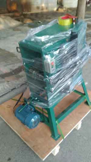 Second Customer of-strapping seal clips machines From Malaysia 100