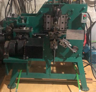 PET strapping seal machine shipped to Vietnam1000