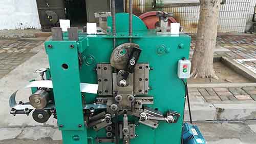Turkey Customer Ordered steel-strapping clip-Machine with logo embossed