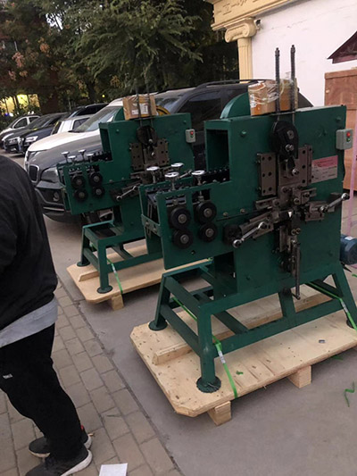 Three Composite strapping buckle machines are ready to ship Ukraine 5000