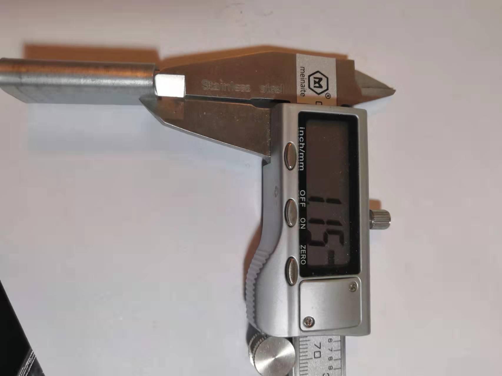 Mesin klip kedap bergerigi bertali PET untuk jenis tugas berat 3/4" (19mm).