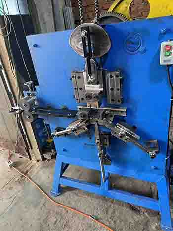 High tensile strength steel-strapping clip machine shipped to 2# Thailand